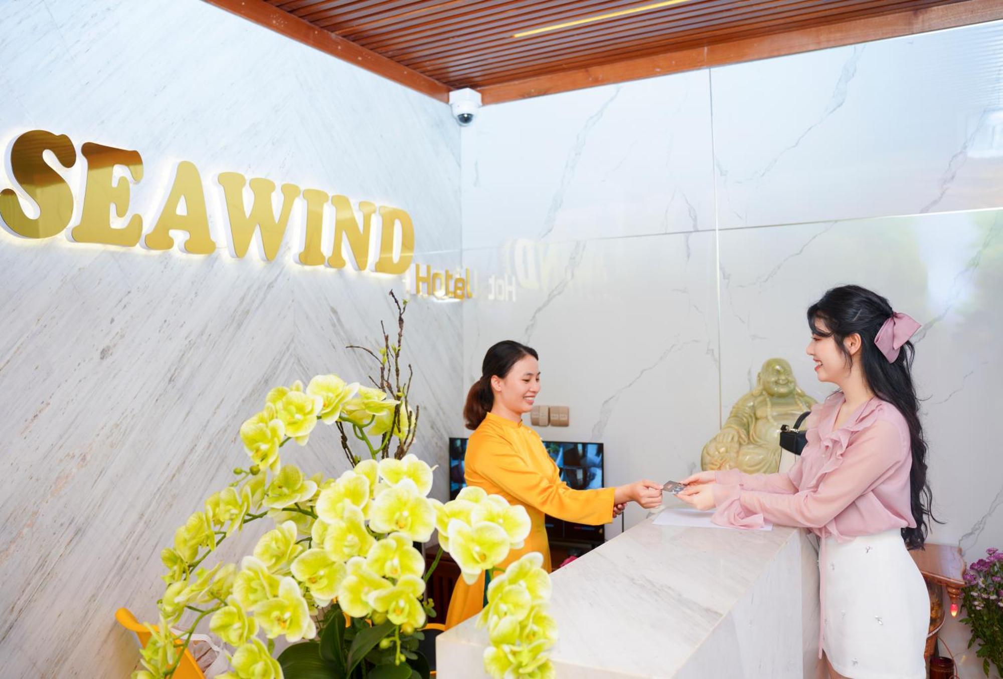 Sea Wind Hotel By Thg Danang Exterior photo